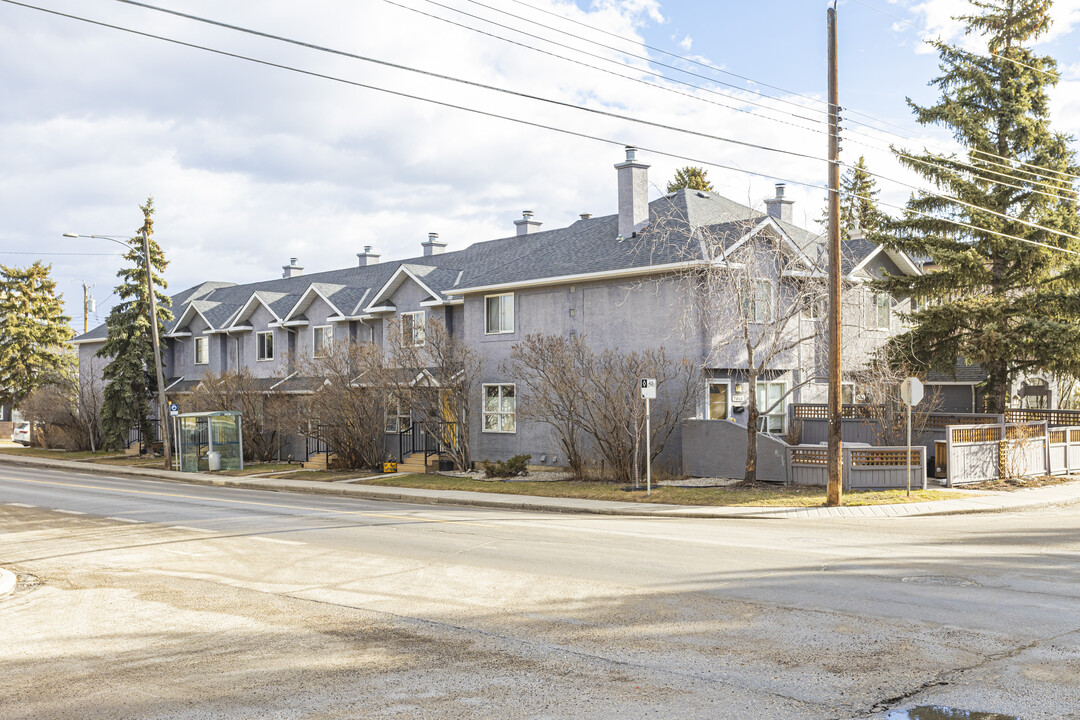 3606 20 St SW in Calgary, AB - Building Photo