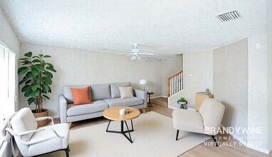 3324 Spy Tower Ct in Valrico, FL - Foto de edificio - Building Photo