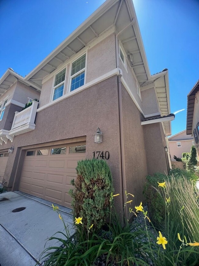 property at 1740 Wind Ranch Rd