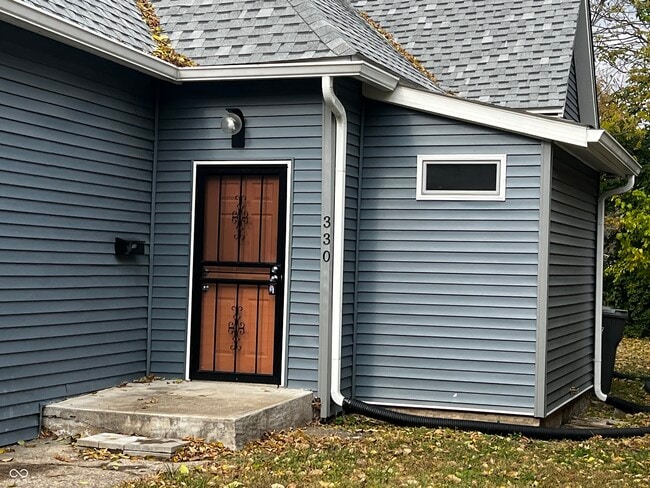 property at 330 W 40th St