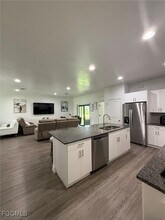3030 Iris Cir in La Belle, FL - Building Photo - Building Photo