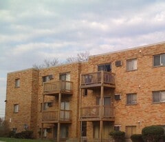 3449 McHenry Ave, Unit 18 in Cincinnati, OH - Building Photo