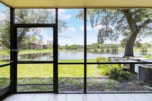 9000 NW 28th Dr in Coral Springs, FL - Building Photo