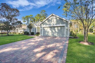 34 Coburn Dr E in Bluffton, SC - Building Photo - Building Photo