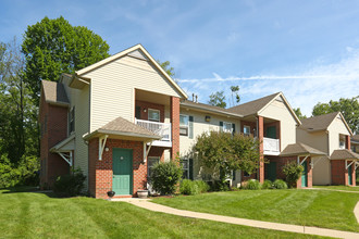 Arbors at Georgetown in Lansing, MI - Building Photo - Building Photo