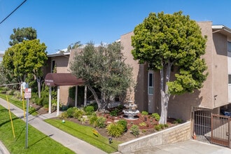 Prairie Gardens Apartments in Torrance, CA - Foto de edificio - Building Photo