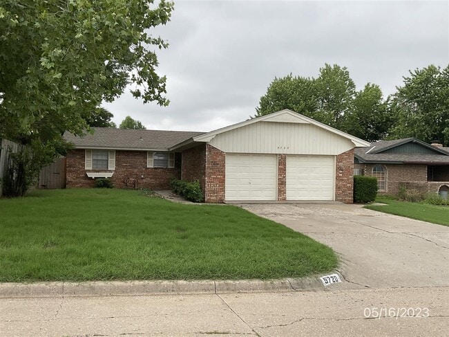 5720 NW 62nd St
