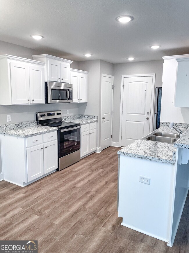 205 Bay Laurel Ct in Statesboro, GA - Building Photo - Building Photo