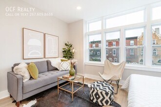 2825 W Girard Ave in Philadelphia, PA - Building Photo - Building Photo