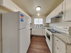 16978 SW Steele Way in Beaverton, OR - Building Photo - Building Photo