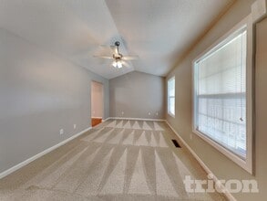 57 Honeysuckle Ct in Rockmart, GA - Foto de edificio - Building Photo