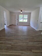 11 Sunny Pl, Unit Lorrie in Beaufort, SC - Building Photo - Building Photo
