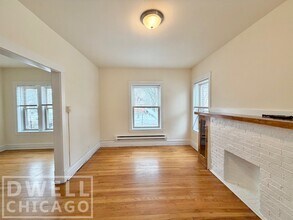 2921 W George St, Unit 1 in Chicago, IL - Building Photo - Building Photo