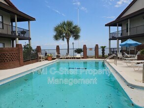 90 Baybridge Dr in Gulf Breeze, FL - Building Photo - Building Photo