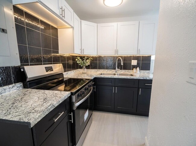 property at 825 Truman St