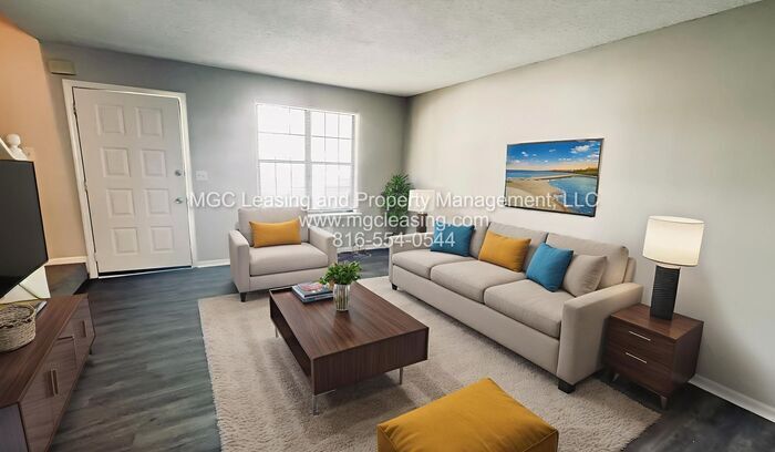 104 NE Timbercreek Cir in Lee's Summit, MO - Building Photo