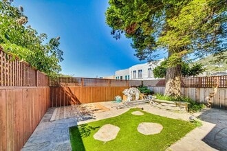 316 Moraga St in San Francisco, CA - Building Photo - Building Photo