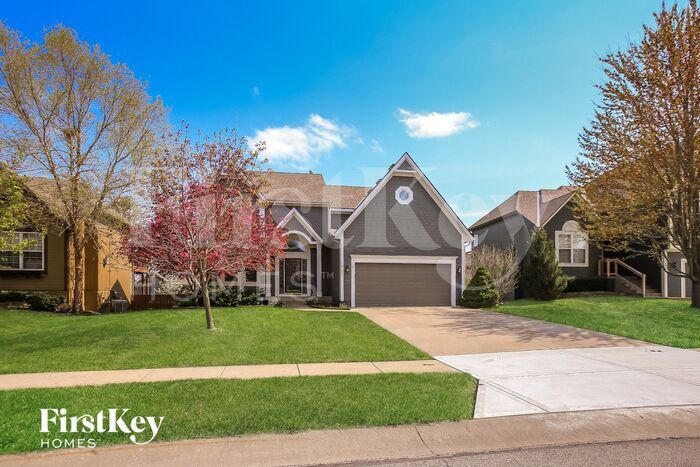 18087 W 163rd Terrace in Olathe, KS - Building Photo