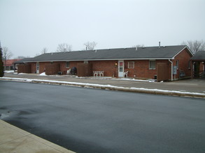 876 Franklin Rd in Waynesville, OH - Building Photo - Building Photo