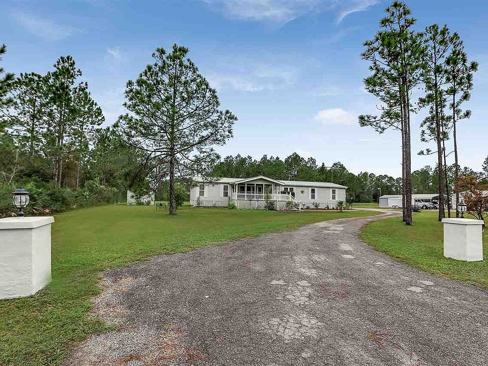 1340 Cottonwood St in Bunnell, FL - Building Photo