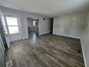 1837 E Legrande Ave in Indianapolis, IN - Building Photo - Building Photo