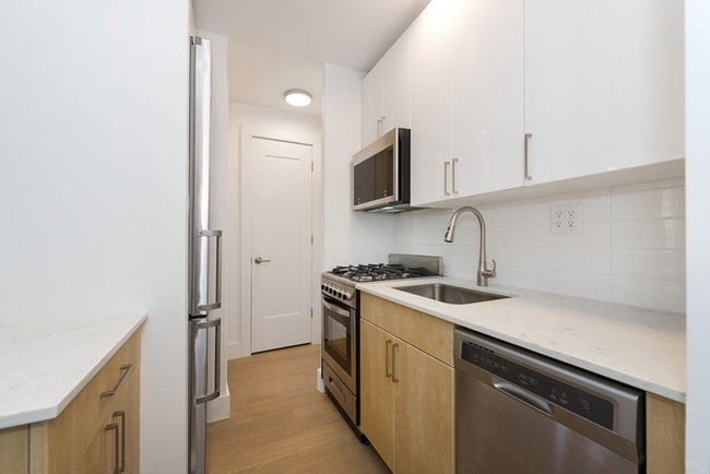 620 Lenox Ave-Unit -6-B in New York, NY - Building Photo - Building Photo