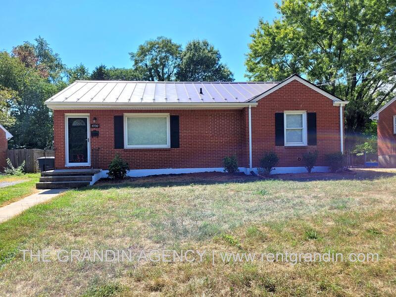4930 Florist Rd in Roanoke, VA - Building Photo