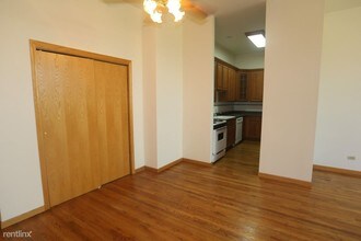 2375 W Montana St-Unit -Apt IG*2-C in Chicago, IL - Building Photo - Building Photo