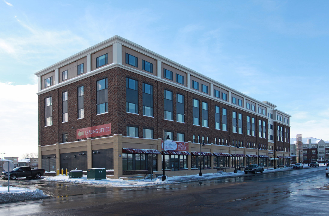 TowerLight on Wooddale Avenue in St. Louis Park, MN - Building Photo