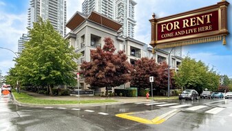 13321 102 A Ave in Surrey, BC - Building Photo