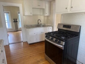 51 Leavitt St in Brockton, MA - Building Photo - Building Photo