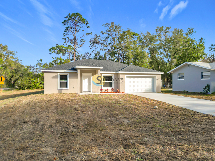 6577 E Lynn St in Inverness, FL - Building Photo