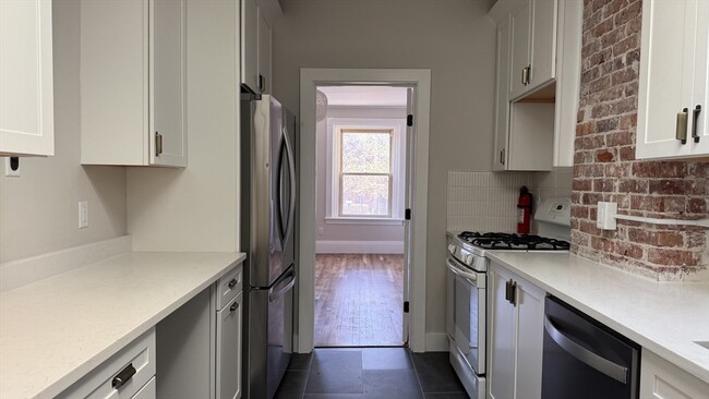 1485 Beacon St in Brookline, MA - Building Photo - Building Photo