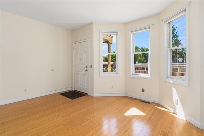 1377 Westminster St in Providence, RI - Building Photo - Building Photo
