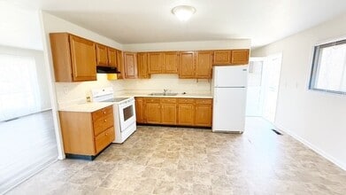 3665 Ashway Dr in Indianapolis, IN - Building Photo - Building Photo