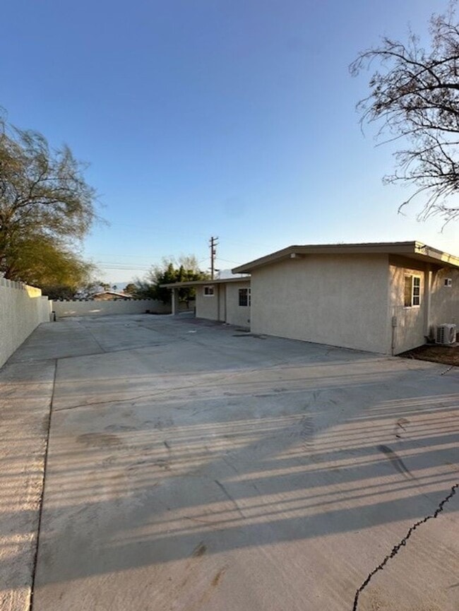 65911 Buena Vista Ave in Desert Hot Springs, CA - Building Photo - Building Photo