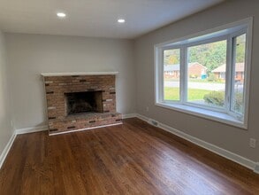 4928 Showalter Rd NW in Roanoke, VA - Building Photo - Building Photo