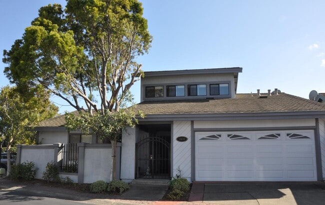 1040 Pizarro Ln in Foster City, CA - Building Photo - Building Photo