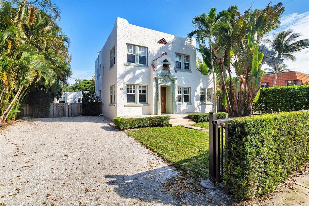 3504 S Olive Ave in West Palm Beach, FL - Foto de edificio