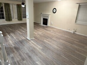 1809 Oakland Cir in Pearland, TX - Building Photo - Building Photo