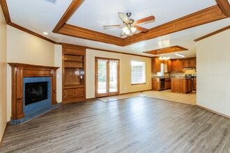 1120 Shelly Rd in Yukon, OK - Building Photo - Building Photo