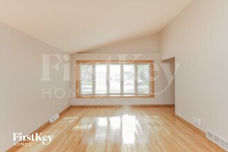 10437 S Keeler Ave in Oak Lawn, IL - Foto de edificio - Building Photo