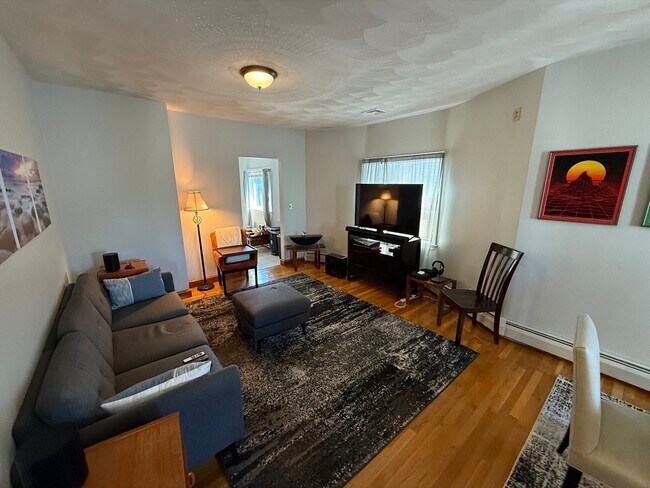 49 Curtis Ave in Somerville, MA - Building Photo - Building Photo