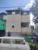 2138 SE 48th Av in Portland, OR - Building Photo