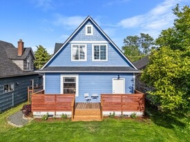 1230 Ellis St in Bellingham, WA - Building Photo