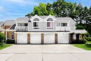 1081 Courtland Dr in Buffalo Grove, IL - Building Photo