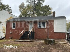 2081 Glenwood Ave SE in Atlanta, GA - Building Photo