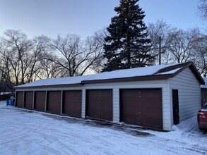 1331 Maine Prairie Rd in St. Cloud, MN - Building Photo - Building Photo