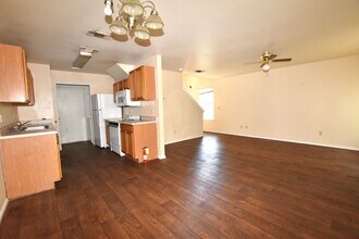 902-904 Sagewood Trail in San Marcos, TX - Building Photo - Building Photo