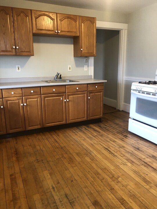 16 Austin St, Unit 3 in Somerville, MA - Building Photo